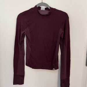 Nike Women's Long Sleeve Top